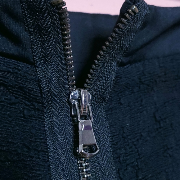 La Pina By David Helwani LaPina Cara Pencil Skirt in Black - Picture 10 of 12